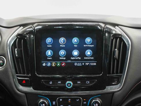 Used 2023 Chevrolet Traverse RS image 14