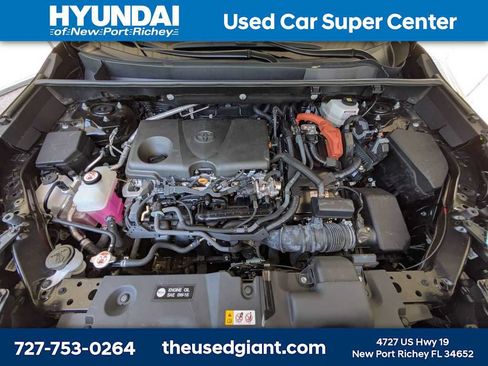 Used 2024 Toyota RAV4 AWD Hybrid image 15