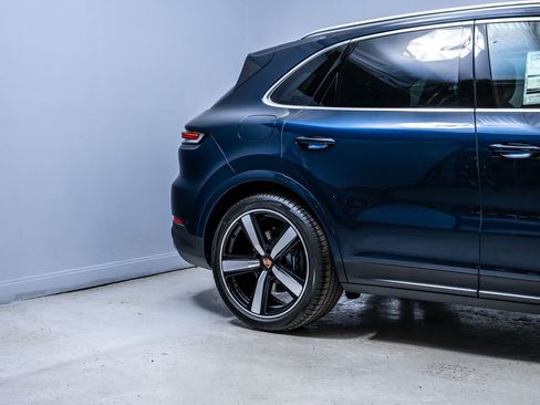 New 2026 Porsche Cayenne image 11