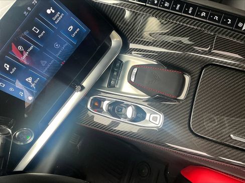 Used 2024 Chevrolet Corvette Z06 RWD image 19