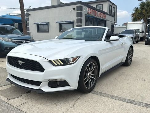 Used 2017 Ford Mustang Premium RWD image 9