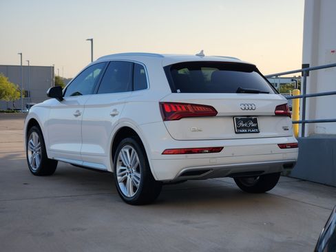 Used 2018 Audi Q5 2.0T Premium Plus w/ Premium Plus Package AWD/4WD image 4