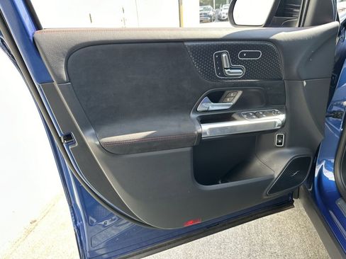 Used 2024 Mercedes-Benz GLB 250 image 13