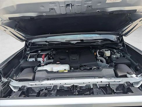 Certified 2025 Toyota Tundra SR5 AWD/4WD image 21