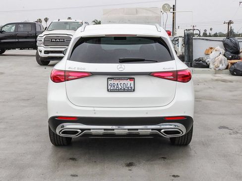 Used 2025 Mercedes-Benz GLC 300 4MATIC image 8
