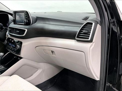 Used 2021 Hyundai Tucson SEL FWD image 19