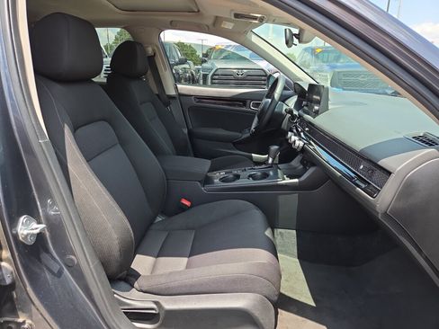 Used 2024 Honda Civic EX image 15