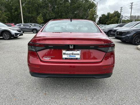 Used 2025 Honda Accord SE image 5