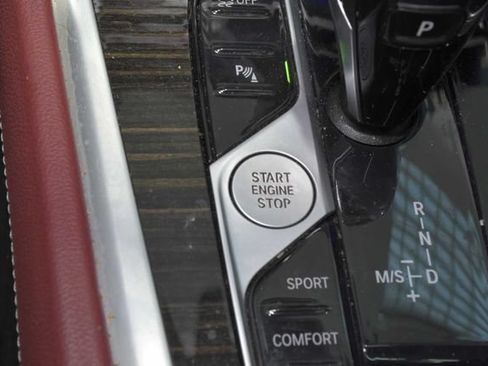Used 2021 BMW X6 sDrive40i w/ M Sport Package RWD image 33