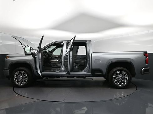 New 2026 Chevrolet Silverado 2500 High Country w/ High Country Premium Package AWD/4WD image 47