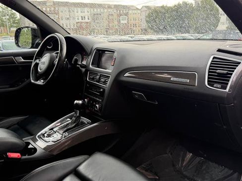 Used 2017 Audi SQ5 Premium Plus w/ Technology Package AWD/4WD image 15
