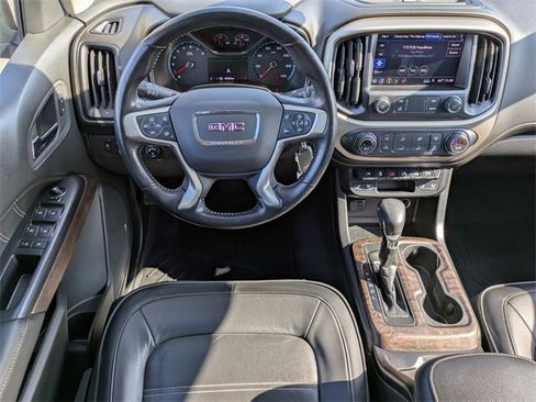 Used 2022 GMC Canyon Denali w/ Denali Black Edition Package image 15