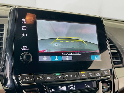 Used 2023 Honda Odyssey Sport image 13