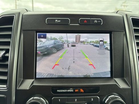 Used 2019 Ford F150 XLT w/ Equipment Group 302A Luxury AWD/4WD image 22