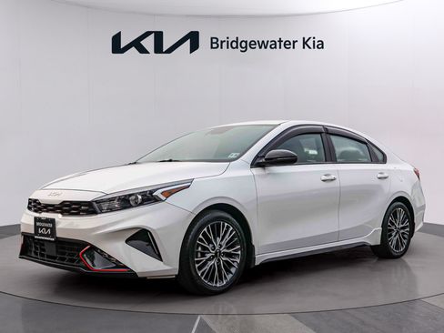 Certified 2023 Kia Forte GT-Line w/ GT-Line Technology Package FWD image 3