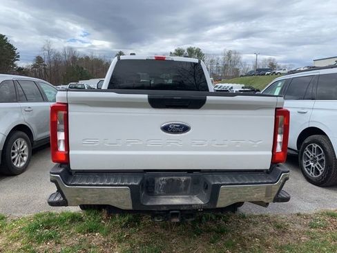 Used 2025 Ford F250 XLT image 6