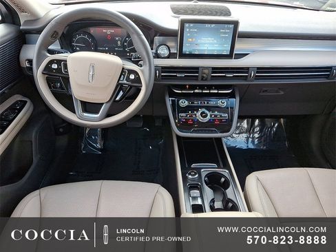 Certified 2022 Lincoln Corsair AWD w/ Premium Package image 11