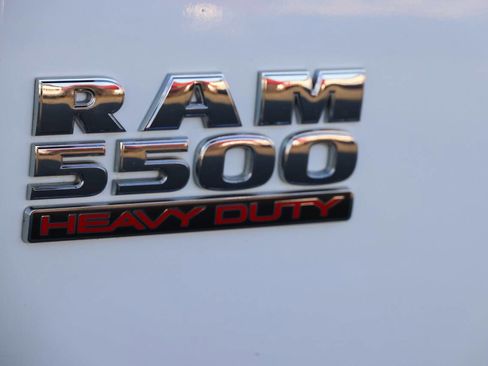 Used 2017 RAM 5500 Tradesman w/ Power & Remote Entry Group image 34