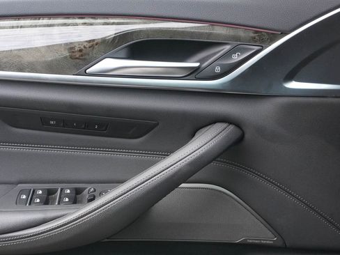 Certified 2023 BMW 540i xDrive w/ M Sport Package image 16