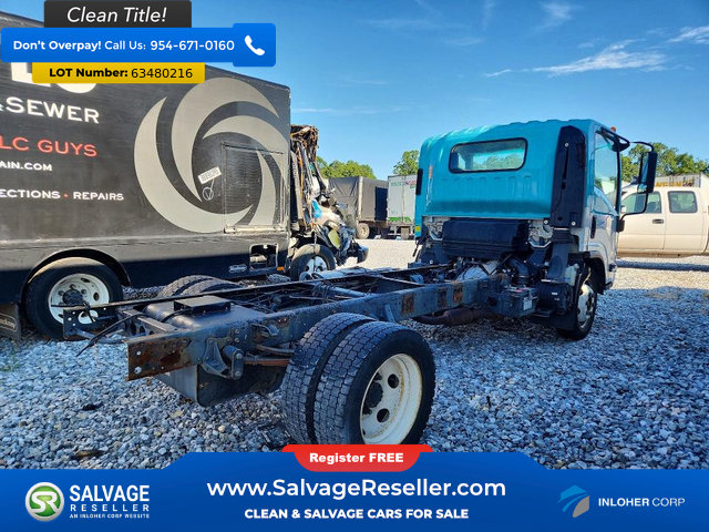 Used 2019 Isuzu NPR RWD image 4