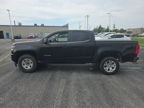 Used 2017 Chevrolet Colorado LT w/ LT Convenience Package RWD image 8