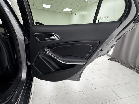 Used 2017 Mercedes-Benz GLA 250 4MATIC image 15