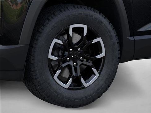 New 2026 Chevrolet Equinox ACTIV image 9