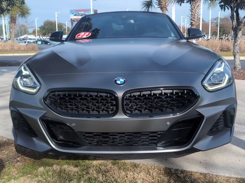 Used 2022 BMW Z4 M40i w/ Driving Assistance Package image 3