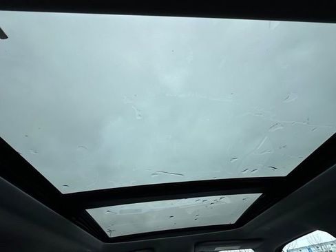 Used 2024 Ford F350 Limited image 11