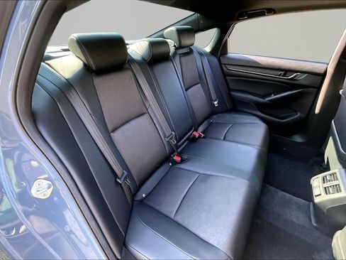 Used 2022 Honda Accord Sport image 19