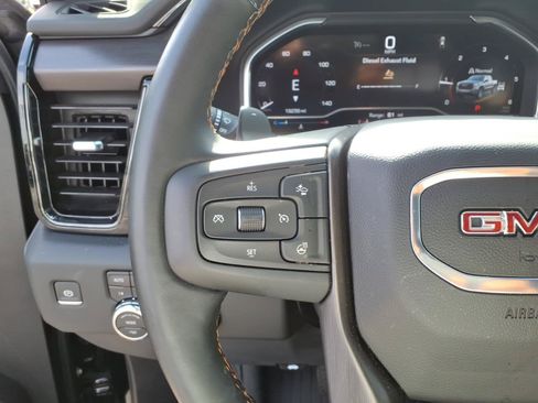 Used 2025 GMC Sierra 1500 AT4 w/ AT4 Premium Package AWD/4WD image 34