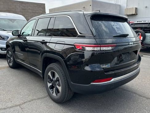 Used 2024 Jeep Grand Cherokee Limited 4xe AWD/4WD image 6