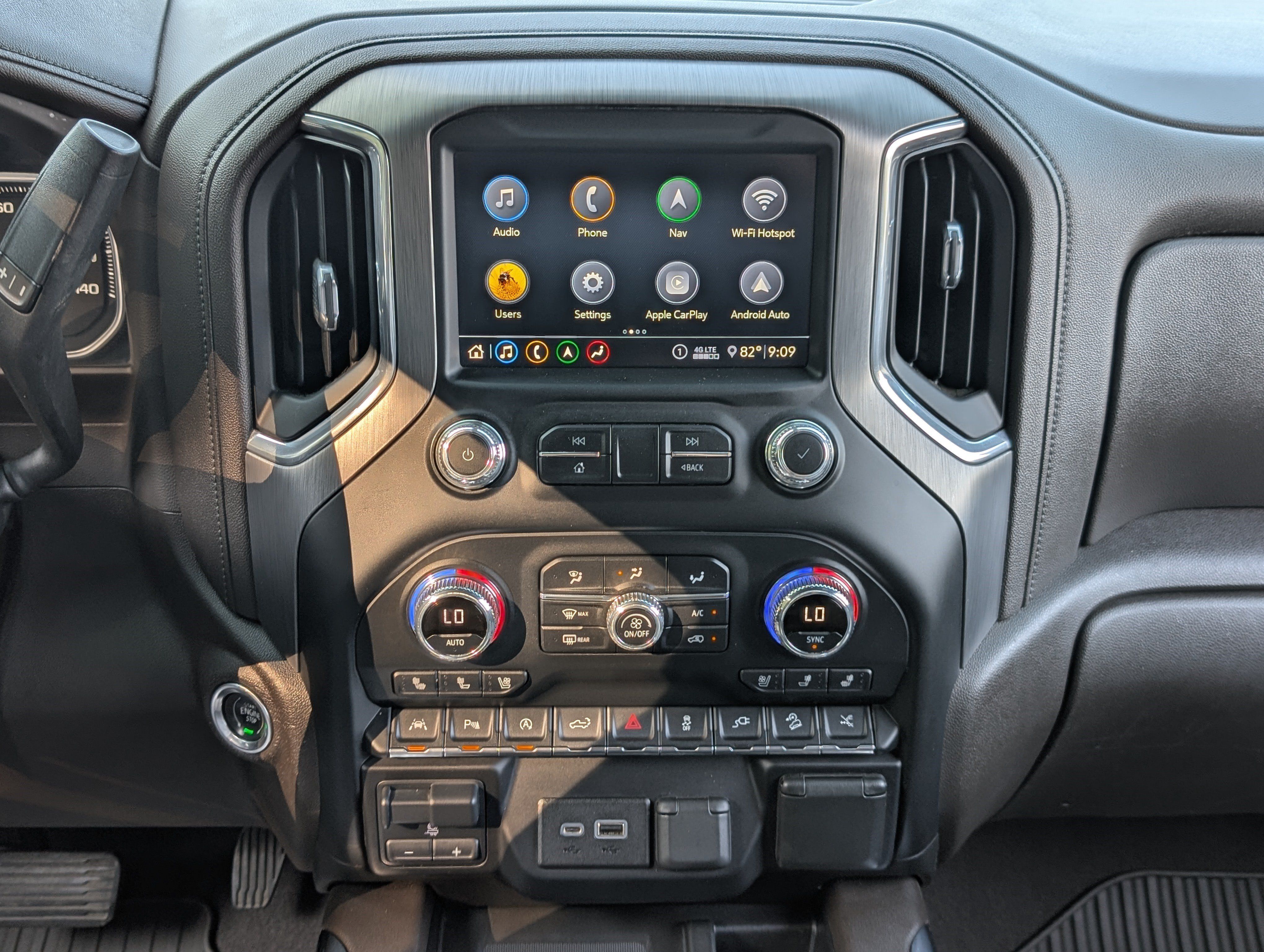 Used 2020 GMC Sierra 1500 Denali w/ Denali Ultimate Package AWD/4WD image 25
