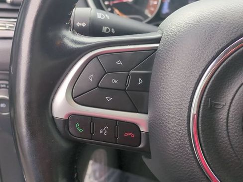Used 2021 Jeep Compass Limited AWD/4WD image 19