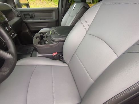 New 2026 RAM 3500 Tradesman w/ Chrome Appearance Group image 27