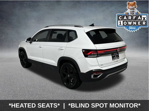 Used 2025 Volkswagen Taos SEL image 6
