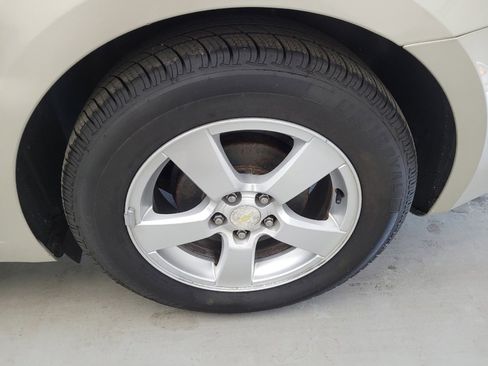 Used 2015 Chevrolet Cruze LT FWD image 31