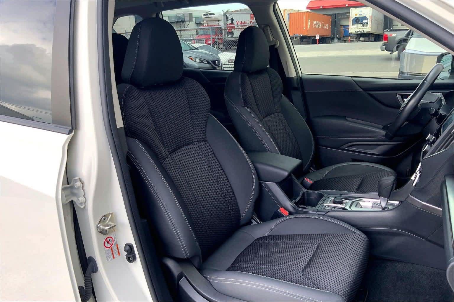 Used 2020 Subaru Forester Premium AWD/4WD image 13