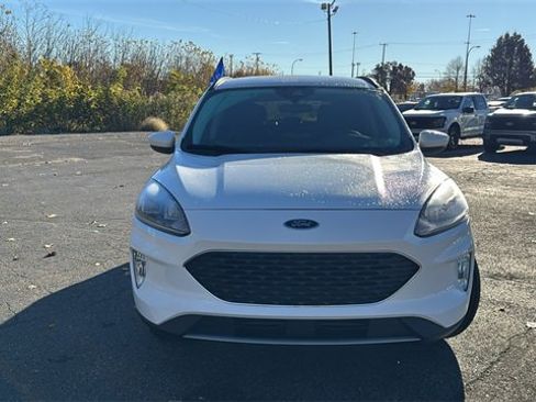 Certified 2022 Ford Escape SEL image 30