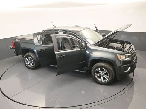 Used 2017 Chevrolet Colorado Z71 RWD image 34