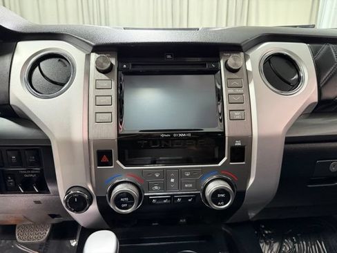 Used 2018 Toyota Tundra Platinum AWD/4WD image 12