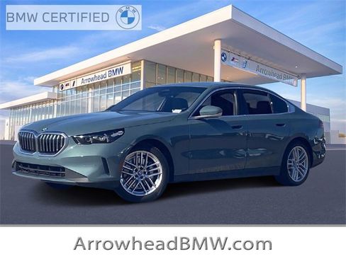 Certified 2025 BMW 530i image 1