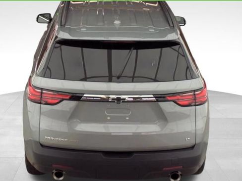 Used 2023 Chevrolet Traverse LT AWD/4WD image 8