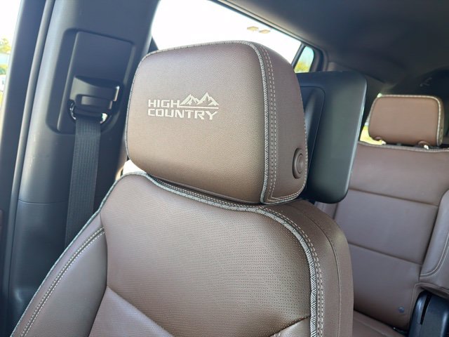 Used 2024 Chevrolet Tahoe High Country w/ Advanced Technology Package AWD/4WD image 6