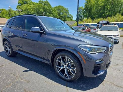 Used 2019 BMW X5 xDrive40i w/ M Sport Package AWD/4WD image 3