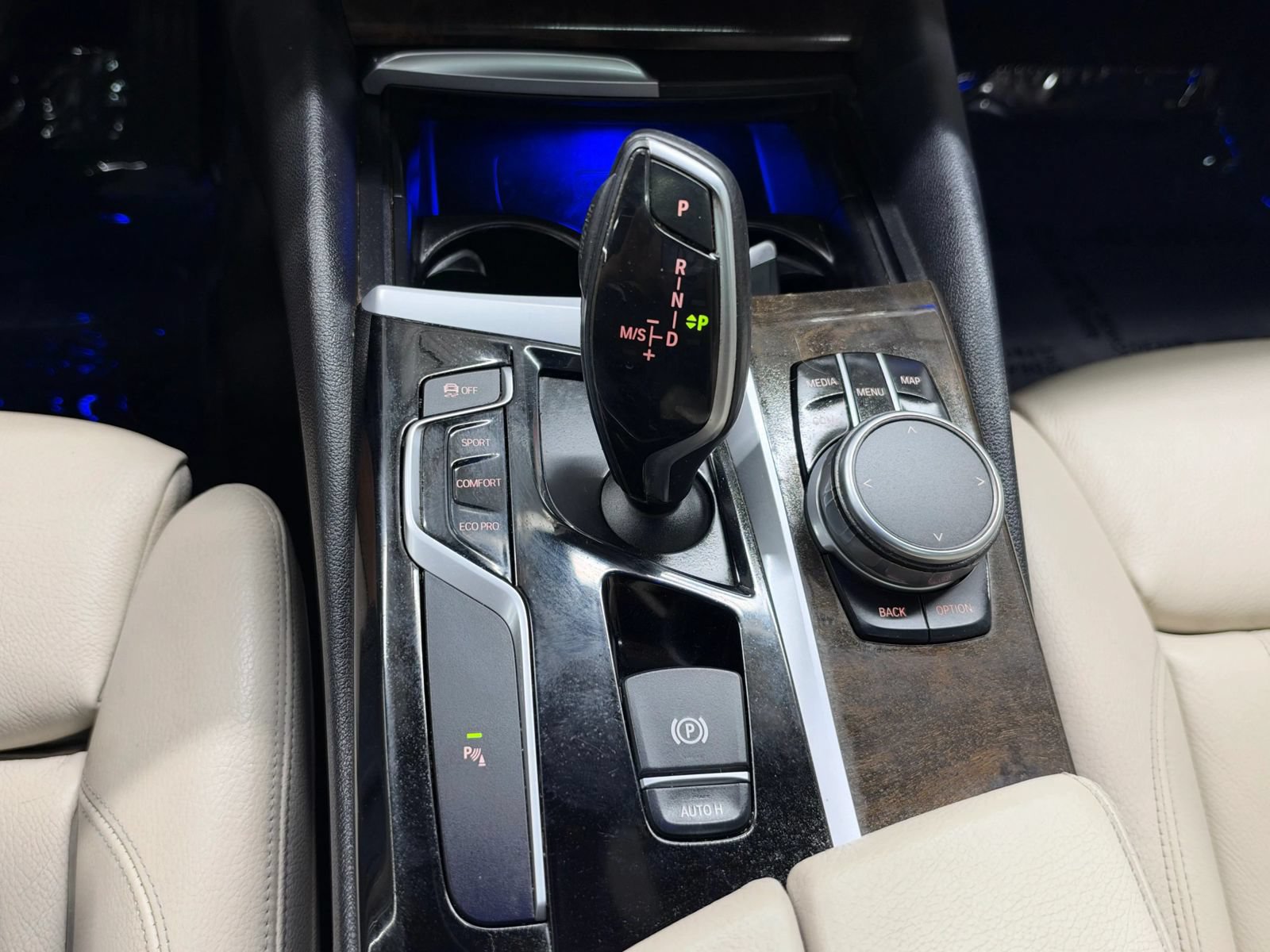 Used 2017 BMW 540i RWD image 34