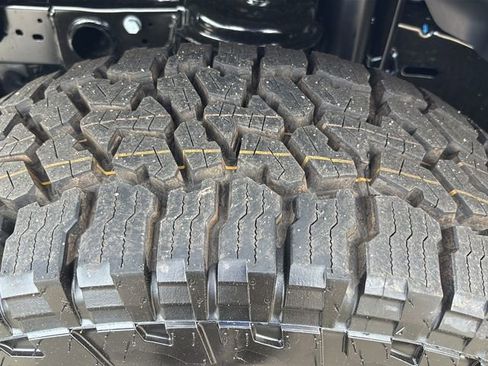 New 2026 Jeep Gladiator Rubicon AWD/4WD image 28