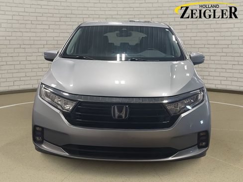 Used 2023 Honda Odyssey EX-L image 2