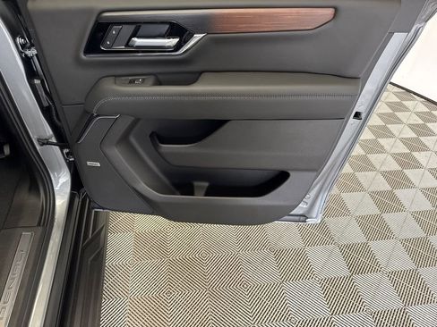 New 2026 GMC Yukon XL Denali image 16