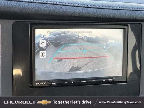 Used 2018 Toyota Sienna XLE w/ XLE Navigation Package FWD image 18